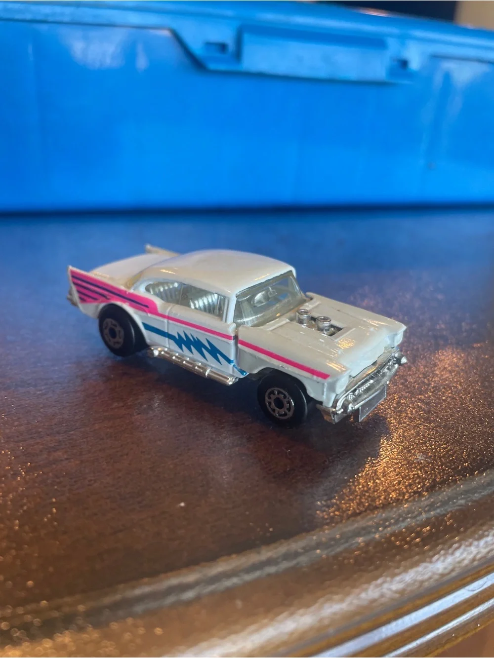 1996 Matchbox Super Fast MB-4 ‘57 Chevy Bel Air Hardtop White w/90s Graphics